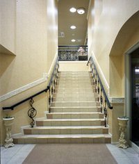ホール階段.jpg